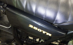 KAWASAKI 250TR 2003 BJ250F