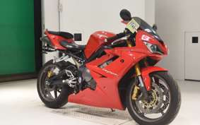 TRIUMPH DAYTONA 675 2006