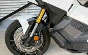 HONDA X-ADV 750 2025 RH21