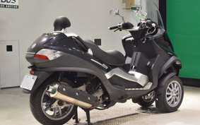 PIAGGIO MP3 400 2009