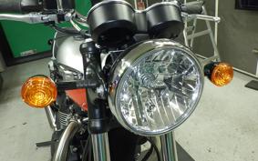 TRIUMPH BONNEVILLE T100 2026