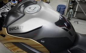 DUCATI PANIGALE V4 S 2018