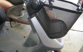 YAMAHA JOG POCHE SA08J