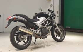 HONDA VTR 250 Gen. 2