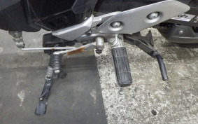 YAMAHA FZ25