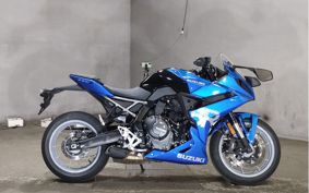 SUZUKI GSX-8R EM1AA