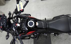 SUZUKI Vｽﾄﾛｰﾑ250A