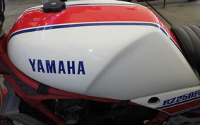 YAMAHA RZ250R 29L
