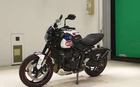 TRIUMPH TRIDENT 660 2024