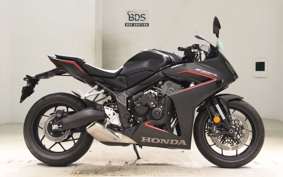 HONDA CB650R E-Clutch 2025 RH17