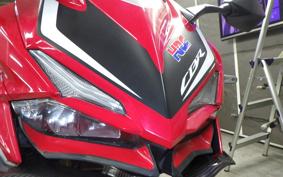 HONDA CBR250RR A MC51