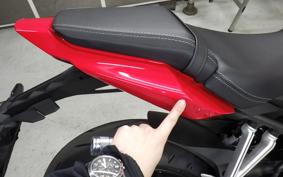 HONDA CBR650R E-Clutch 2026 RH17