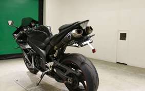 YAMAHA YZF-R1 2005