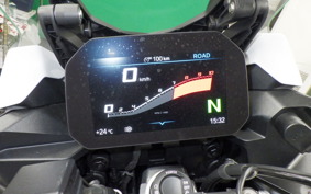 BMW F900XR 2025