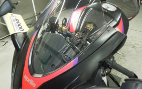 APRILIA RSV4 1100ファクトリ 2024