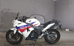 HONDA CBR250R MC41