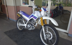 YAMAHA SEROW 225S CELL 1KH