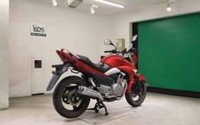 SUZUKI GSR250 2026