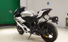 YAMAHA YZF-R6 2019