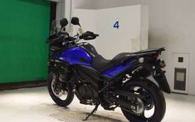 SUZUKI Vｽﾄﾛｰﾑ650A 2013 VP56A