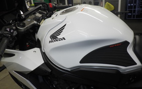HONDA CBR650R 2023 RH03