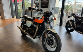 TRIUMPH TRIUMPH BONNEVILLE T100 2022 DAD70G