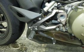 DUCATI STREETFIGHTER V4 S 2021