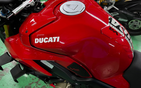 DUCATI STREET FIGHTER V4S 2021 1F00
