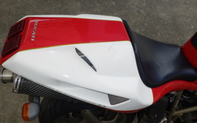 DUCATI 916 STRADA