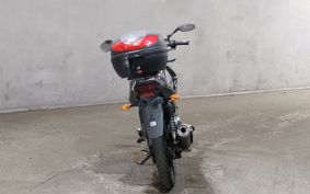 YAMAHA YBR125 RE05