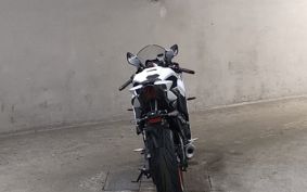 YAMAHA YZF-R7 2023 RM39J