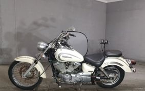 YAMAHA DRAGSTAR 250 VG02J