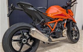 KTM 1390S-DUKE R EVO V3940