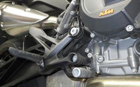 KTM 890 DUKE 2023