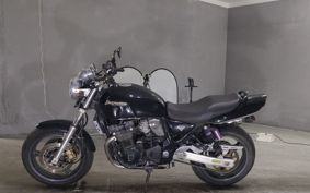 SUZUKI INAZUMA 400 GK7BA
