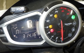 TRIUMPH DAYTONA 675 R 2014