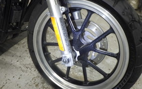 HARLEY XL883LI 2011