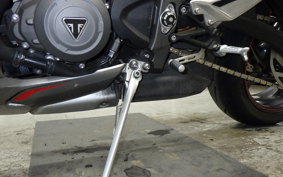 TRIUMPH STREET TRIPLE RS 2021