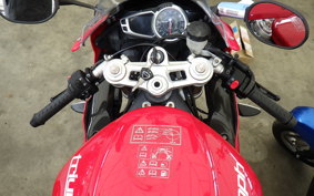 TRIUMPH DAYTONA 675 2013