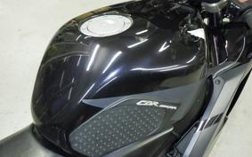 HONDA CBR600RR 2003 PC37