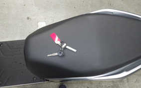 HONDA EM1 e: EF16