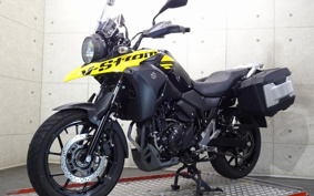 SUZUKI STROM 250ABS DS11A