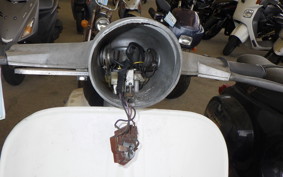VESPA 50S V5SA1T