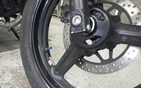 SUZUKI GSR250 2011
