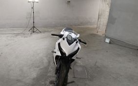 HONDA CBR650R RH03