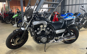 YAMAHA VMAX 2003 VP15