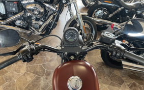 HARLEY XL883N 2018 LE2