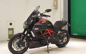 DUCATI DIAVEL Carbon 2013