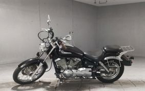 YAMAHA DRAGSTAR 250 VG02J