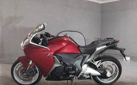 HONDA VFR1200F 2010 SC63